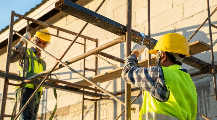 Professional gutter cleaning in New Haven, MO